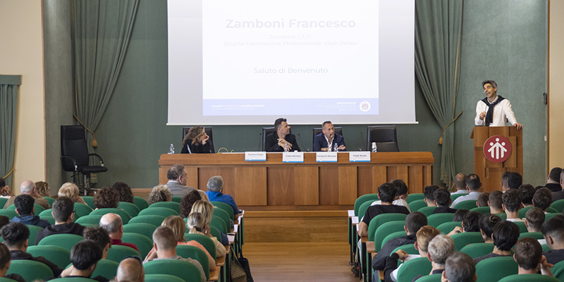 consegna attestati area elettro elettronico energia termoidraulica salesiani sanzeno verona scuola professionale 01
