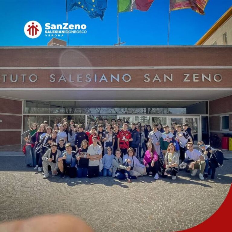 Lo scorso 25 marzo abbiamo ricevuto la visita di 46 studenti e studentesse, accompagnati da 3 docenti, provenienti dall'Istituto Salesianos Paseo di Madrid.