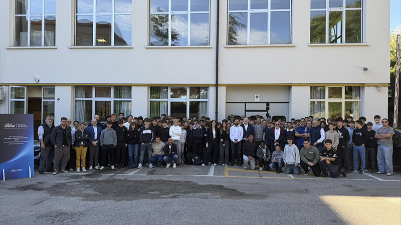 sanzeno ford italia scuola formazione professionale liceo tecnologico istituto salesiano san zeno inaugurazione 02