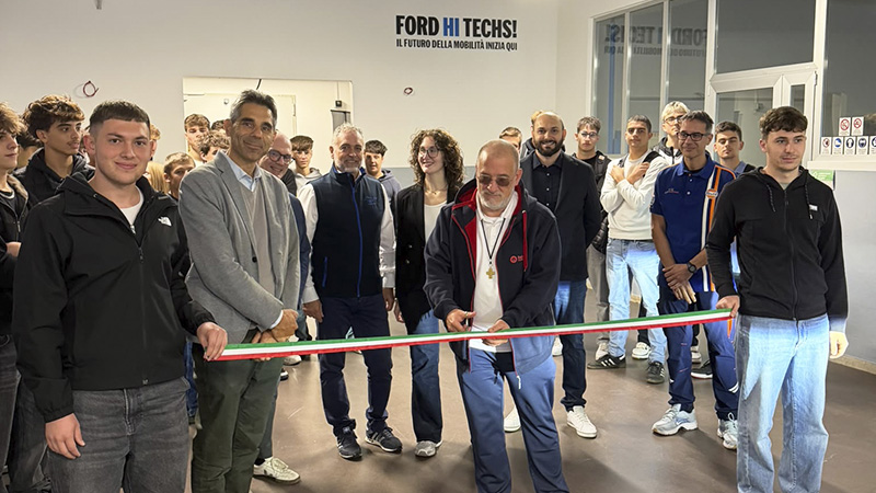 sanzeno ford italia scuola formazione professionale liceo tecnologico istituto salesiano san zeno inaugurazione
